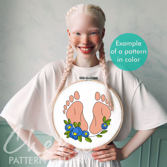 Pregnancy hoop art. Baby's feet, hand embroidery PDF pattern Baby feet with flowers, newborn gift, Personalized gift for the newborn's mom.
