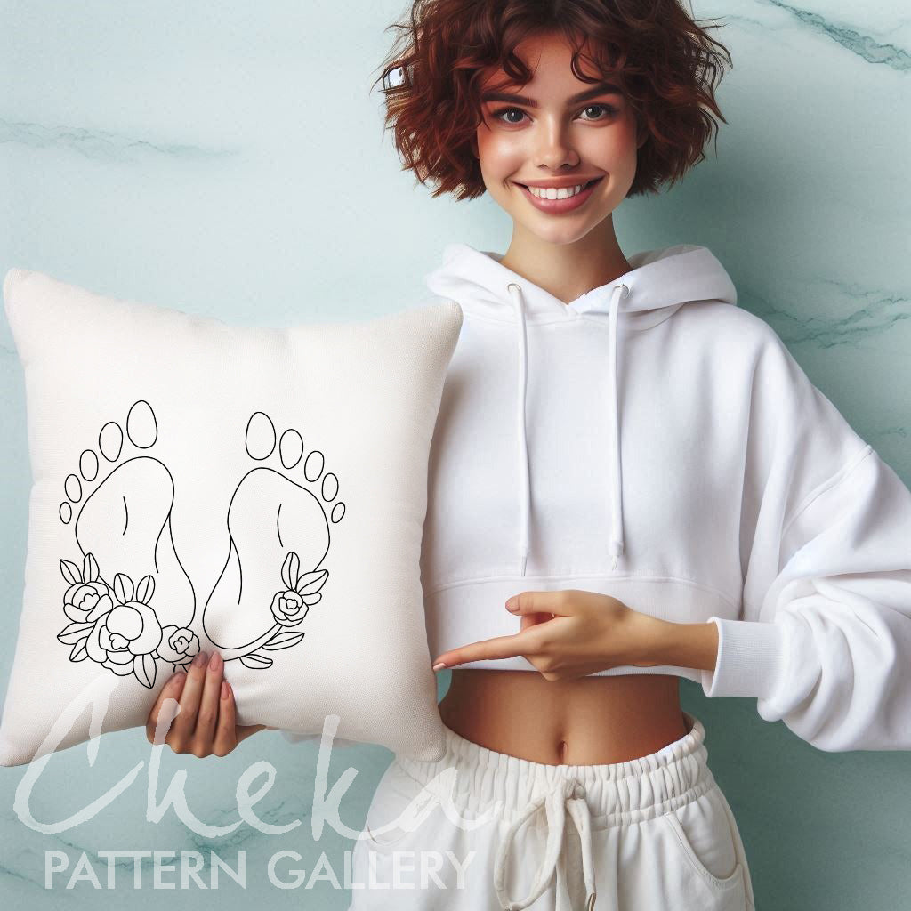 Pregnancy hoop art. Baby's feet, hand embroidery PDF pattern Baby feet with flowers, newborn gift, Personalized gift for the newborn's mom.