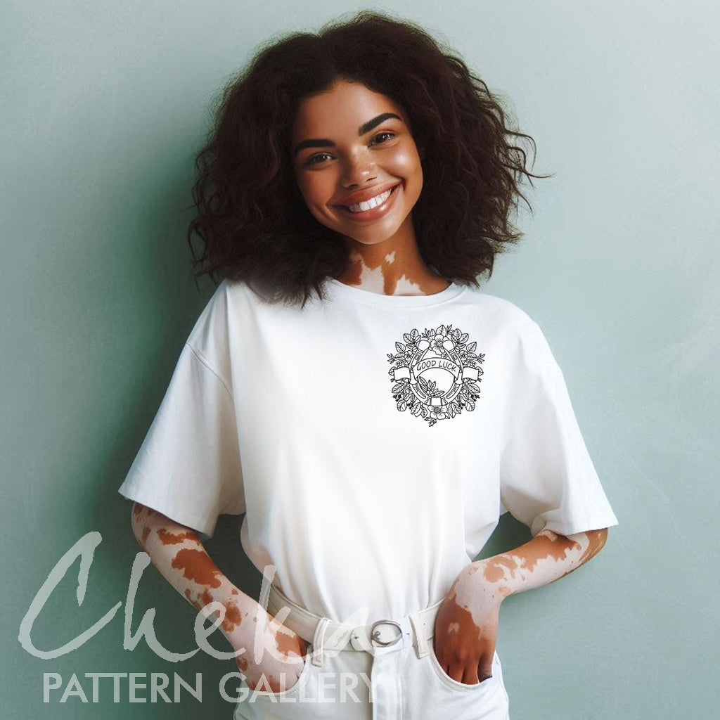 horse girl t-shirt, Horseshoe with flowers, a gift for a horse lover,PDF pattern for hand embroidery in the form of a horseshoe,symbol of wealth and well-being